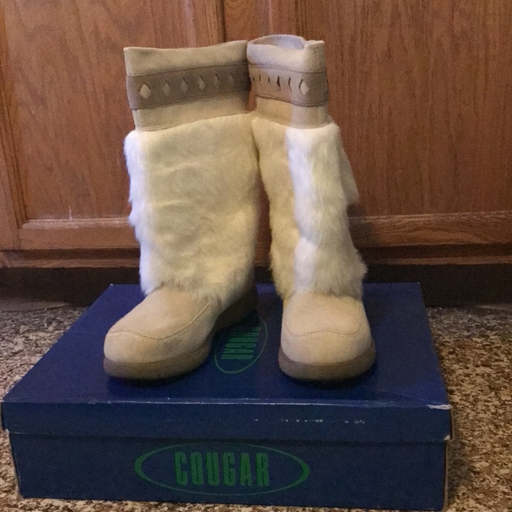 Cougar Yada Yada Suede Oak/Cedar Boots